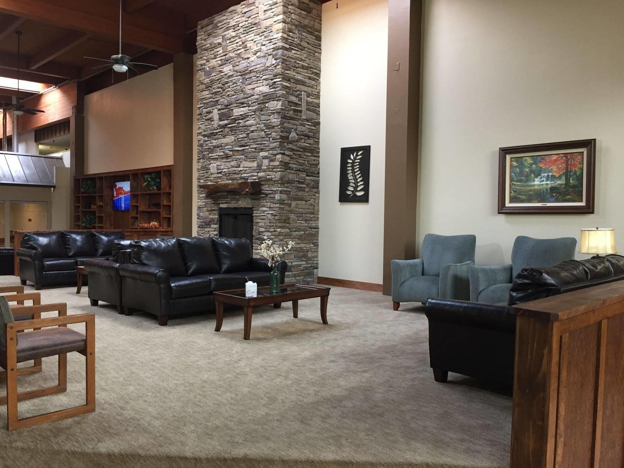 הנדרסונוויל Cascades Mountain Resort, Ascend Hotel Collection מראה חיצוני תמונה